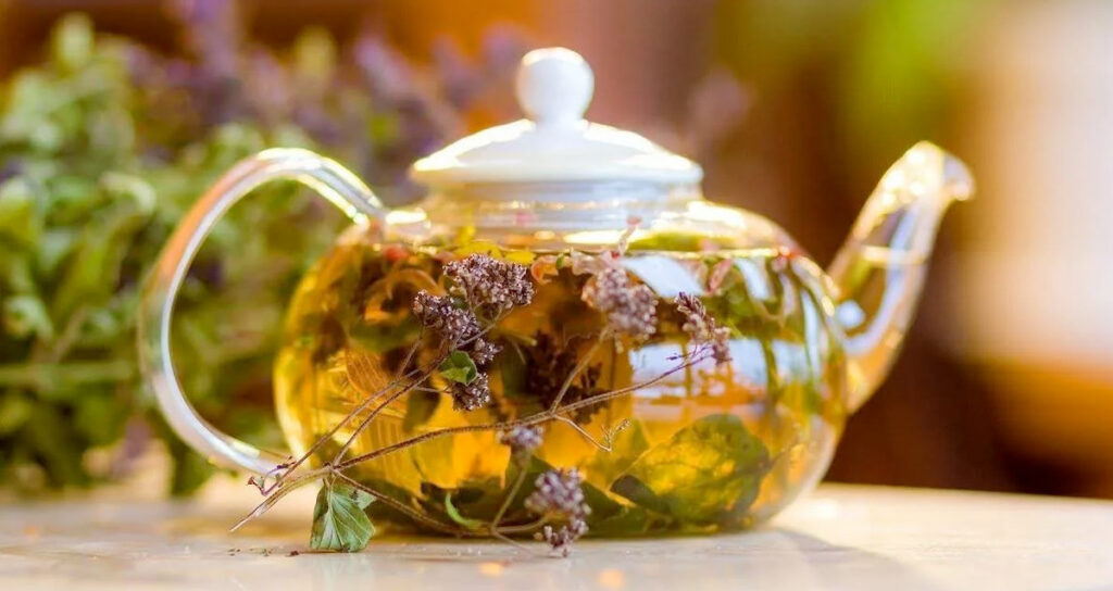 Травяные чаи без кофеина: сила природы